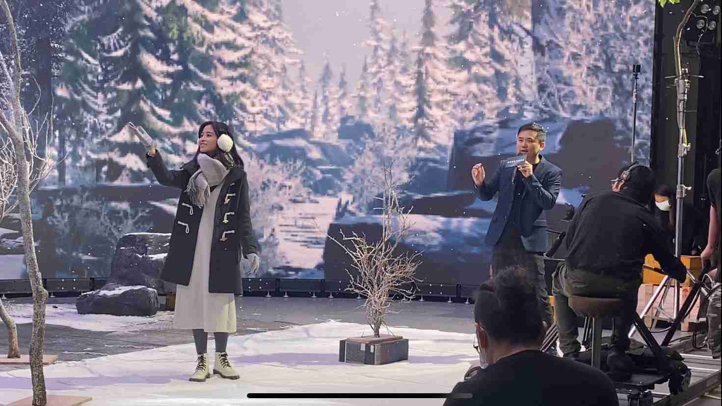 口袋牛店以ALED先进显屏技术，，与金马奖视觉特效团队“再现影像”携手合作打造LED虚拟摄影棚，，提供沉浸式表演体验，，并精简拍摄成本与时间